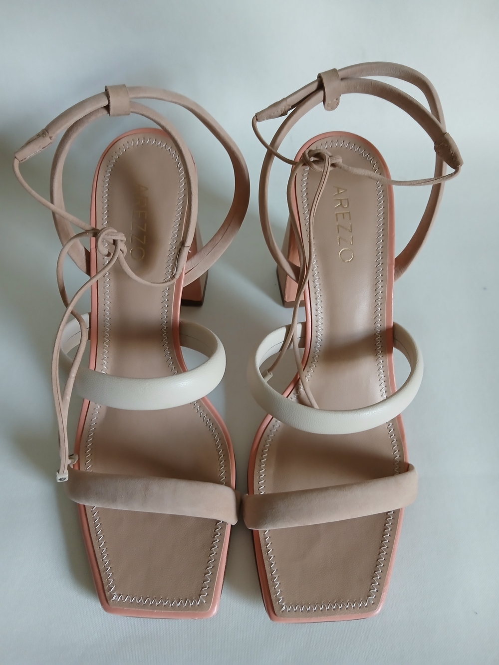 Arezzo Women's Two-Tone Block Heel Open Toe Shoes Sz8M in Nude & Ivory Ankle Tie - Picture 13 of 16